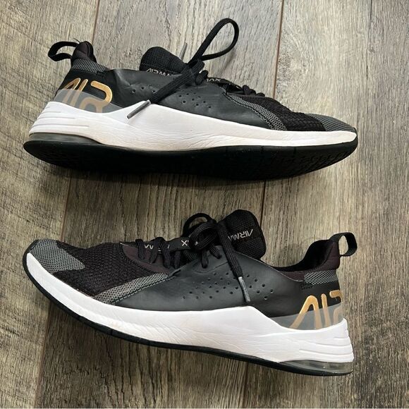 Nike Women’s Air Max Bella TR 3 CJ0842-005 Black Gold Size 8 Gym Athletic Shoes - Picture 9 of 12